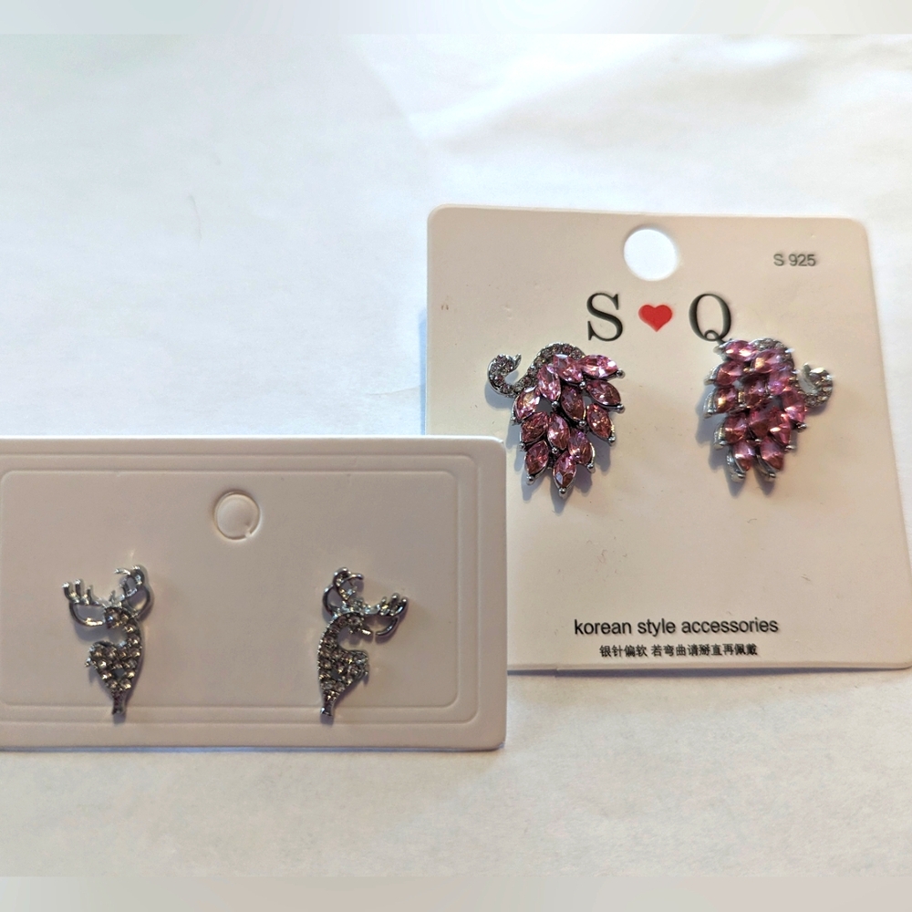 2 Pairs New Earrings Swans and Deer